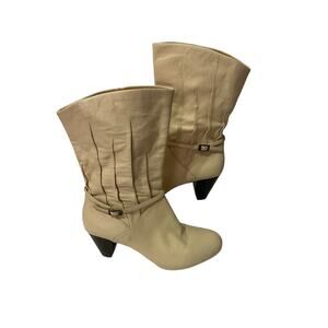 FRYE Lisa Pleated Soft Leather Vanilla Cream Heeled Boots Size 8 Retro 90s Look